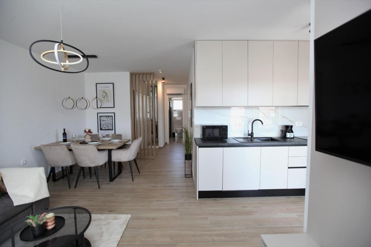 Apartment Sweet Dreams Trogir Exterior foto